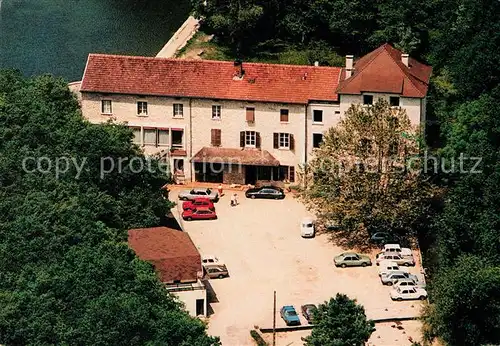 AK / Ansichtskarte Morestel Restaurant Hotel Auberge de Roche Plage Kat. Morestel