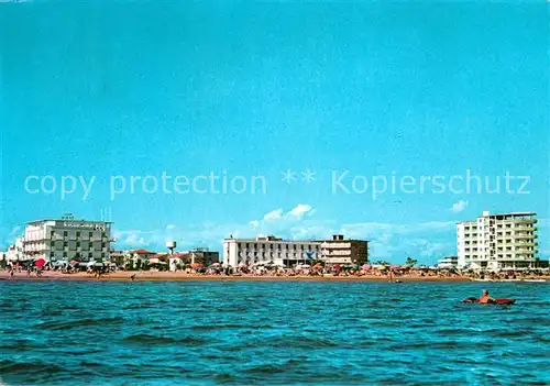 AK / Ansichtskarte Bibione Hotel Spiaggia Strand Ansicht vom Meer aus