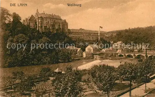 AK / Ansichtskarte Weilburg Schloss Bruecke Kat. Weilburg Lahn