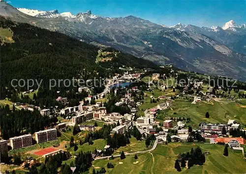 Crans Montana Wintersportplatz Alpen Fliegeraufnahme Kat. Crans Montana