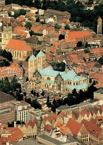 AK / Ansichtskarte Muenster Westfalen Stadtzentrum mit St Paulus Dom ueberwasserkirche und Buddenturm Fliegeraufnahme Kat. Muenster