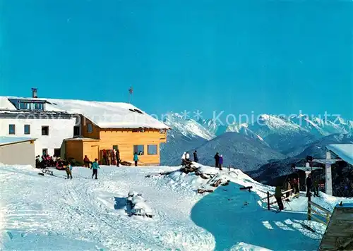 AK / Ansichtskarte Oberleutasch Mundelift Bergstation Rauthhuette gegen Karwendel Wintersportplatz Alpen Kat. Leutasch Tirol