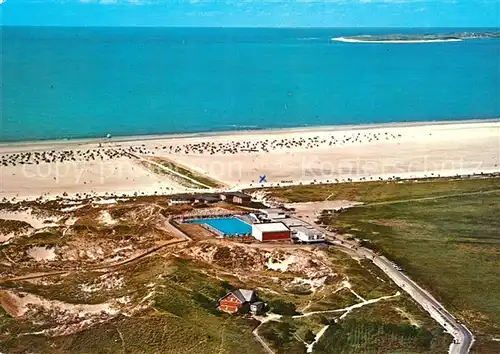 AK / Ansichtskarte Norddorf Amrum Fliegeraufnahme Strand Schwimmbad Kat. Norddorf