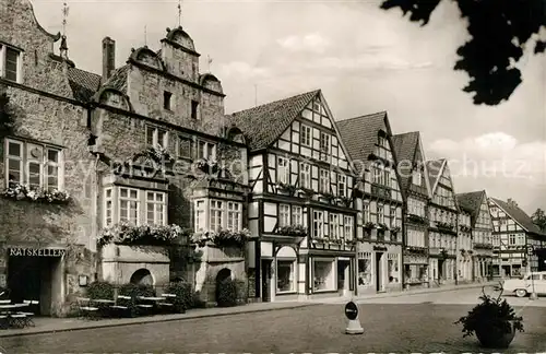 AK / Ansichtskarte Rinteln Marktplatz mit Ratskeller Kat. Rinteln