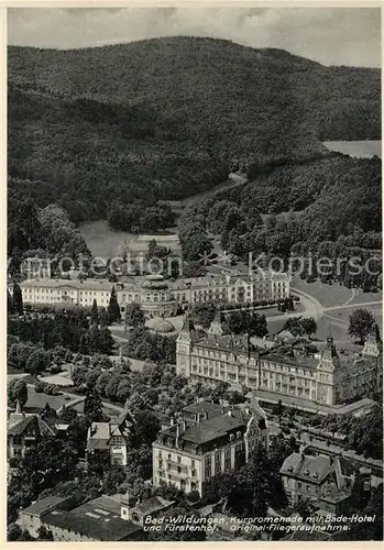 Bad Wildungen Kurpromenade Badehotel und Fuerstenhof Fliegeraufnahme Kat. Bad Wildungen