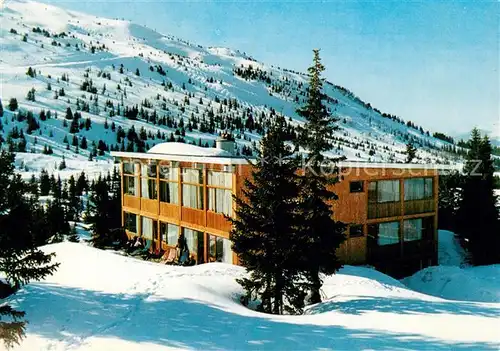 AK / Ansichtskarte Courchevel Hotel Les Sherpas Skigebiet Kat. Saint Bon Tarentaise