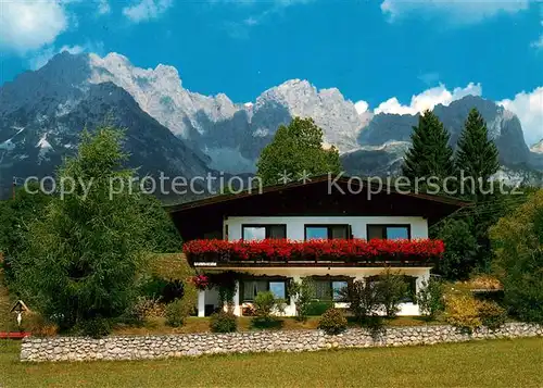 AK / Ansichtskarte Ellmau Tirol Haus Haselberger Ferienwohnungen am Wilder Kaiser Kaisergebirge Kat. Ellmau