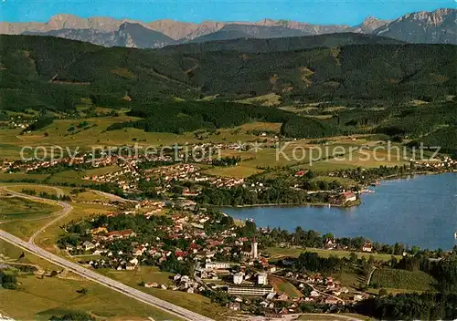 AK / Ansichtskarte Seewalchen Attersee Panorama Hoellengebirge Fliegeraufnahme Kat. Seewalchen am Attersee