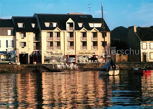 AK / Ansichtskarte Camaret sur Mer Hotel Thalassa sur le port Kat. Camaret sur Mer