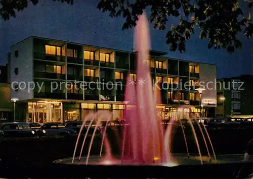 AK / Ansichtskarte Reutlingen Tuebingen Am Listplatz mit Parkhotel und Fontaene