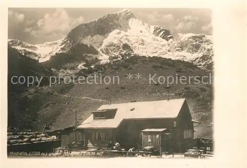 AK / Ansichtskarte Garmisch Partenkirchen Hochalm gegen Alpspitze Wettersteingebirge Kat. Garmisch Partenkirchen