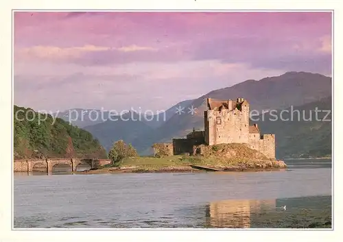 AK / Ansichtskarte Eilean Siar Eilean Donan Castle Loch Duich Kat. Eilean Siar