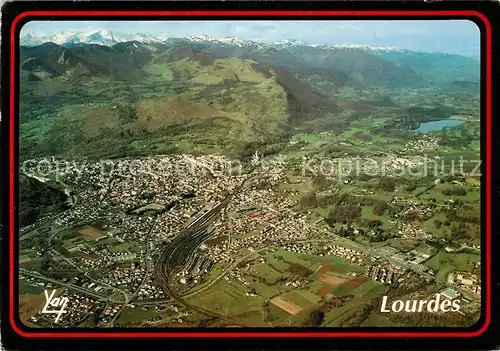 AK / Ansichtskarte Lourdes Hautes Pyrenees Fliegeraufnahme Kat. Lourdes