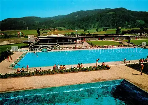 AK / Ansichtskarte Inzell Freischwimmbad am Kurpark mit Teisenberg Kat. Inzell