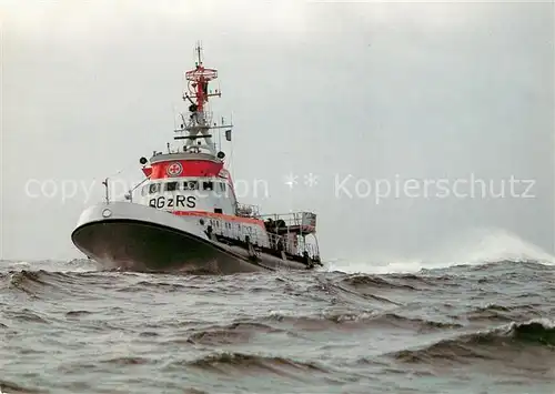 AK / Ansichtskarte Motorboote Seenotkreuzer mit Tochterboot  Kat. Schiffe