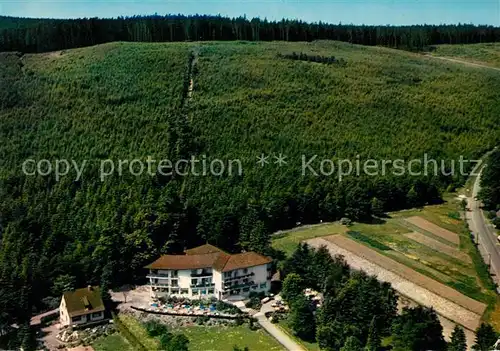 AK / Ansichtskarte Neuhaus Solling Parkhotel Duesterdiek Fliegeraufnahme Kat. Holzminden