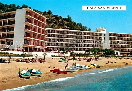 AK / Ansichtskarte Cala San Vicente Ibiza Hotels am Strand
