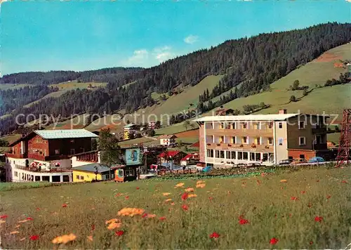 AK / Ansichtskarte Niederau Wildschoenau Sesselbahn Talstation zum Markbachjoch Hotel Brunner Niederau Wildschoenau Kat. Wildschoenau