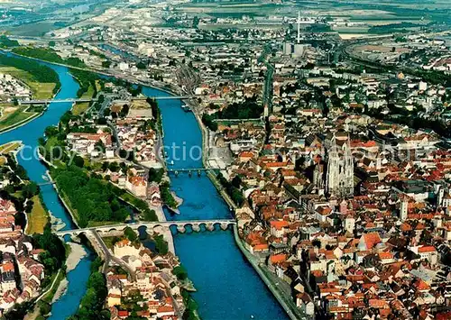 AK / Ansichtskarte Regensburg an der Donau Fliegeraufnahme Regensburg Kat. Regensburg