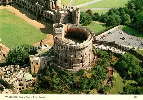 AK / Ansichtskarte Windsor Castle Round Tower from the air Windsor Castle Kat. City of London