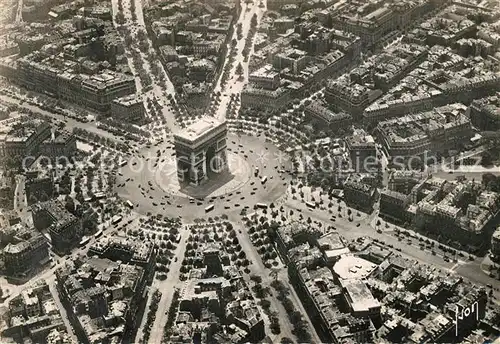 AK / Ansichtskarte Paris Arc de Triomphe Place de l Etoile vue aerienne Paris Kat. Paris