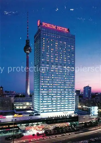AK / Ansichtskarte Berlin Forum Hotel Berlin Nachtaufnahme Berlin Kat. Berlin