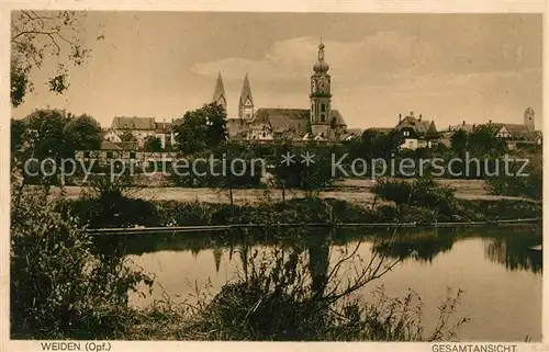 AK / Ansichtskarte Weiden Oberpfalz Ortsansicht mit Kirchen Weiden Oberpfalz Kat. Weiden i.d.OPf.