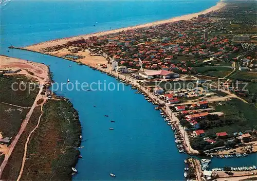 AK / Ansichtskarte Valras Plage Vue aerienne sur la station en premier plan l Orb Valras Plage Kat. Valras Plage