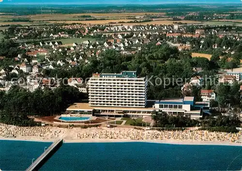 AK / Ansichtskarte Timmendorfer Strand Fliegeraufnahme Hotel Maritim Strand Timmendorfer Strand Kat. Timmendorfer Strand