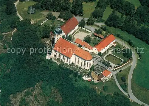 AK / Ansichtskarte Bogen Niederbayern Fliegeraufnahme Wallfahrtskirche Bogenberg Bogen Niederbayern Kat. Bogen