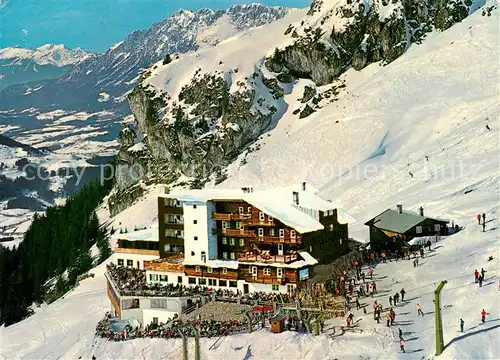 AK / Ansichtskarte Kitzbuehel Tirol Fliegeraufnahme Kitzbueheler Horn Hotel Alpenhaus Kitzbuehel Tirol Kat. Kitzbuehel