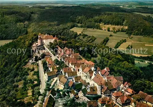 AK / Ansichtskarte Langenburg Wuerttemberg Schloss Hohenloher Land Fliegeraufnahme Langenburg Wuerttemberg Kat. Langenburg