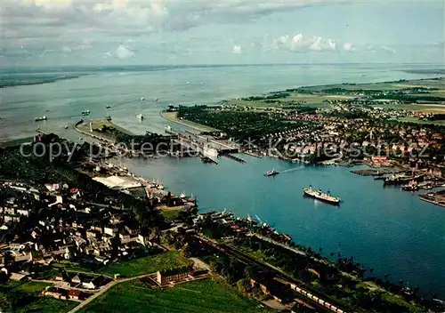 AK / Ansichtskarte Brunsbuettel Nord Ostsee Kanal und Elbe Fliegeraufnahme Brunsbuettel Kat. Brunsbuettel