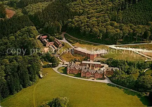 AK / Ansichtskarte Hesselbach_Odenwald Fliegeraufnahme Schloss Waldleiningen Gasthaus Pension Zum Gruenen Baum Hesselbach Odenwald Kat. Hesseneck