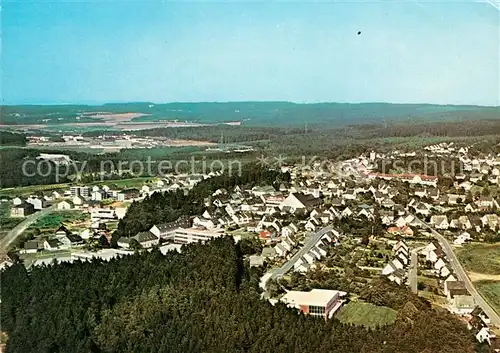 AK / Ansichtskarte Emmelshausen Luftkurort Hunsrueck Fliegeraufnahme Emmelshausen Kat. Emmelshausen