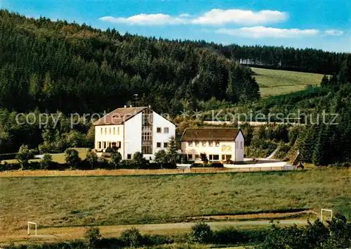 AK / Ansichtskarte Willingen_Sauerland Schullandheim der Guetersloher Realschulen Willingen Sauerland Kat. Willingen (Upland)