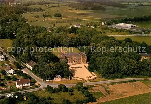 AK / Ansichtskarte Bazeilles Fliegeraufnahme Chateau Bazeilles Kat. Bazeilles