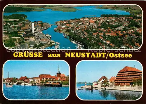 AK / Ansichtskarte Neustadt_Holstein Fliegeraufnahme Panorama  Neustadt_Holstein Kat. Neustadt in Holstein