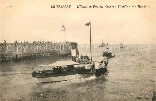 AK / Ansichtskarte Le_Treport Entree du Port les Vapeurs Picardie et Mouche Le_Treport Kat. Le Treport