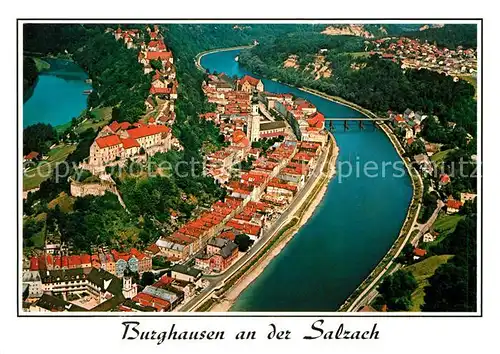 AK / Ansichtskarte Burghausen_Oberbayern Deutschlands laengste Burg an der Salzach Fliegeraufnahme Burghausen Oberbayern