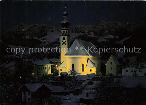 AK / Ansichtskarte Reith_Alpbachtal Ortsansicht mit Kirche im Winter Nachtaufnahme Reith Alpbachtal Kat. Reith im Alpbachtal