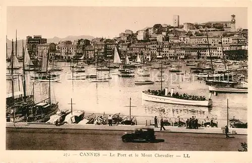 AK / Ansichtskarte Cannes_Alpes Maritimes Le Port et le Mont Chevalier Cannes Alpes Maritimes Kat. Cannes