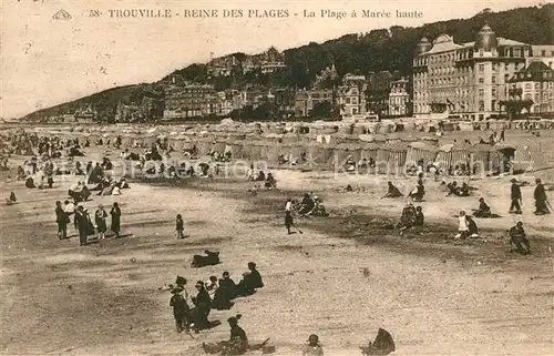 AK / Ansichtskarte Trouville_Havre Strand Maree haute Trouville_Havre Kat. Trouville