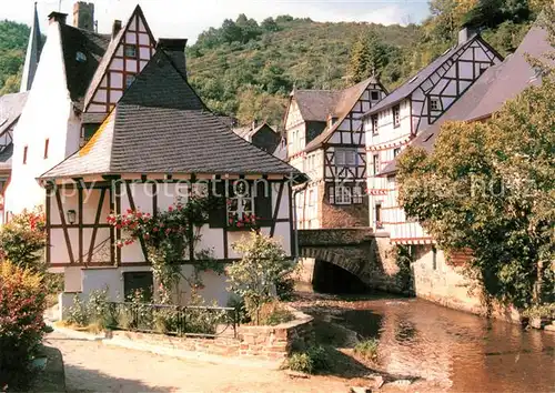 AK / Ansichtskarte Monreal_Eifel Fachwerk Bruecke Monreal Eifel