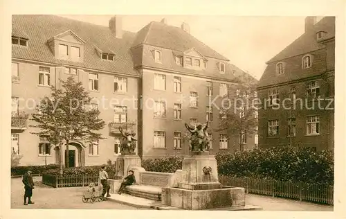 AK / Ansichtskarte Essen_Ruhr Kolonie Alfredshof Brunnen Essen_Ruhr