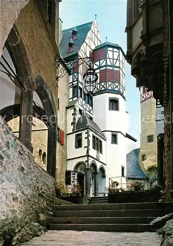 AK / Ansichtskarte Wierschem Burg Eltz Burghof Wierschem