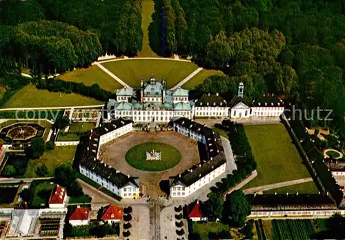 AK / Ansichtskarte Fredensborg Slot Schloss Fliegeraufnahme Fredensborg