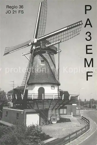 AK / Ansichtskarte Windmuehle Holland Radio  Windmuehle