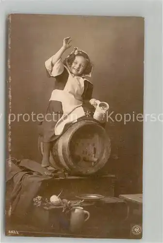 AK / Ansichtskarte Foto_NPG_Nr. 463 4 Muenchner Kindl Bierfass Bierkrug  Foto_NPG_Nr.