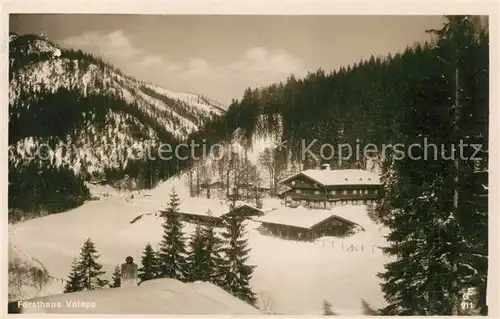 AK / Ansichtskarte Valepp Forsthaus Winterlandschaft Alpen Valepp